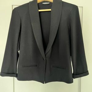 Miik Cdn made sustainable clothing - soft stretchy blazer in black